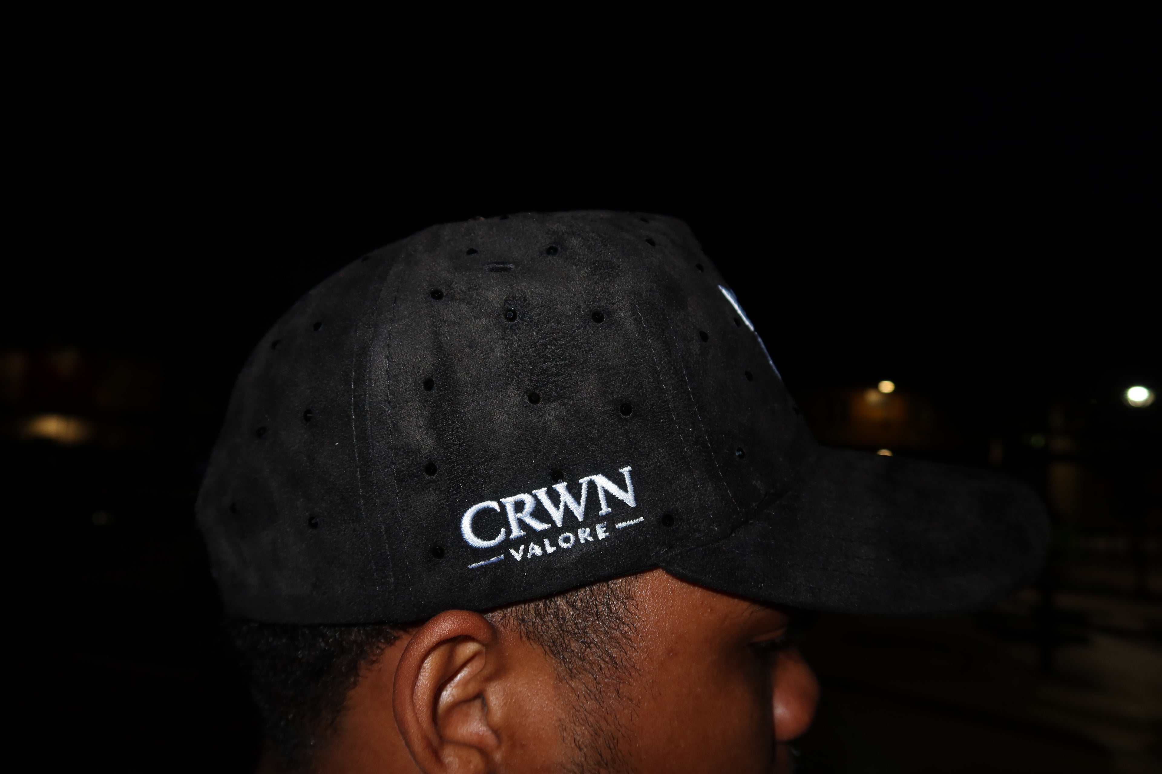 Black Staple Crwn